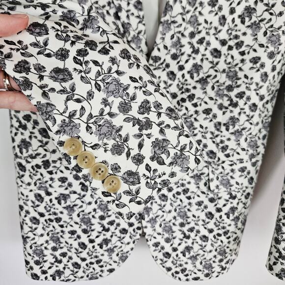 J. Ferrar Men’s 36S Slim Fit Floral Blazer White Gray Modern Statement Jacket - Picture 10 of 13